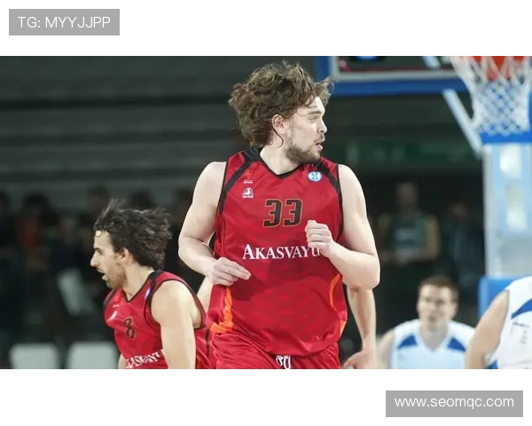 赫罗纳青训点亮加索尔笑容